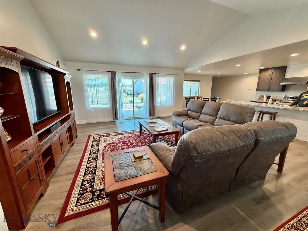 88 Thomas Way Dillon MT 59725