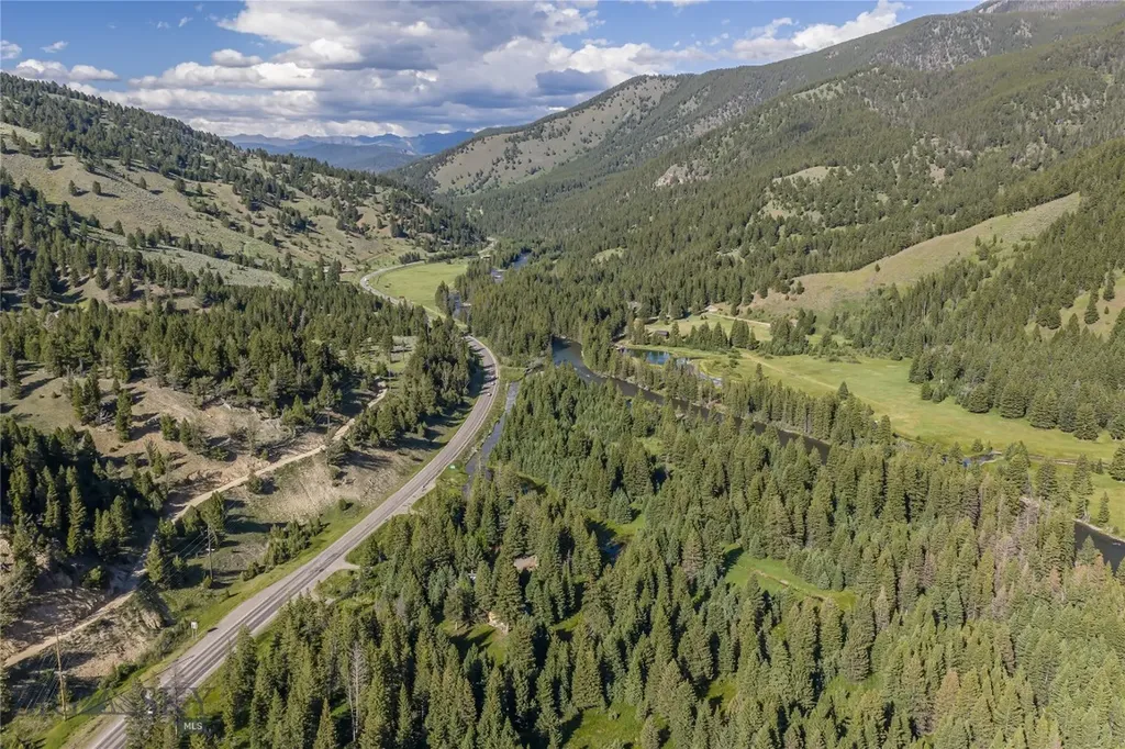 48500 Gallatin Road Big Sky MT 59730