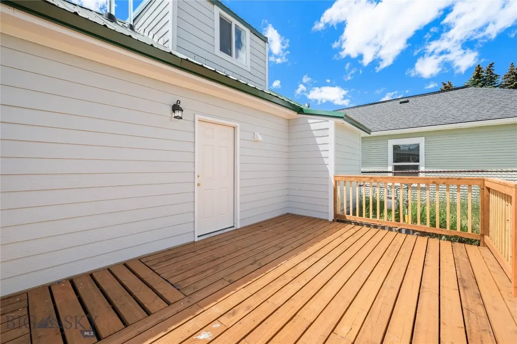 907 Empire Butte MT 59701