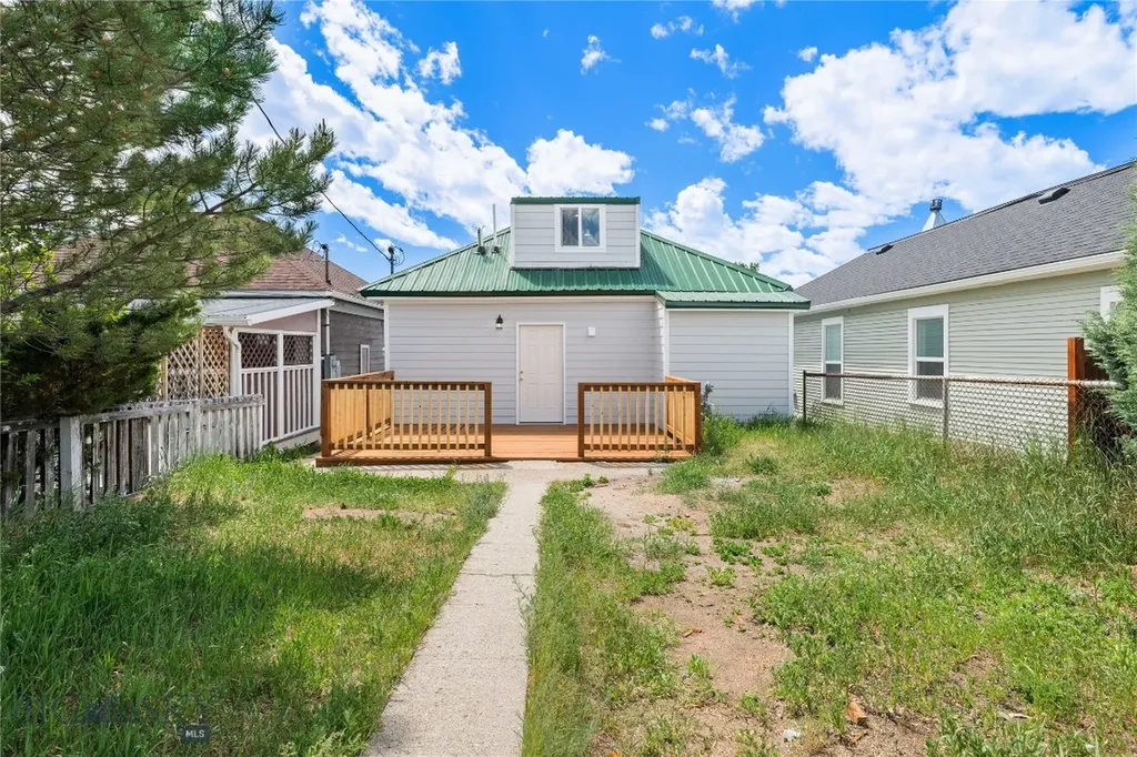 907 Empire Butte MT 59701