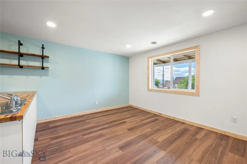 907 Empire Butte MT 59701