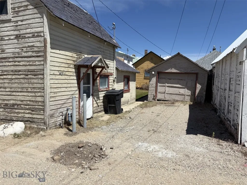 415 W 3rd Street Anaconda MT 59711