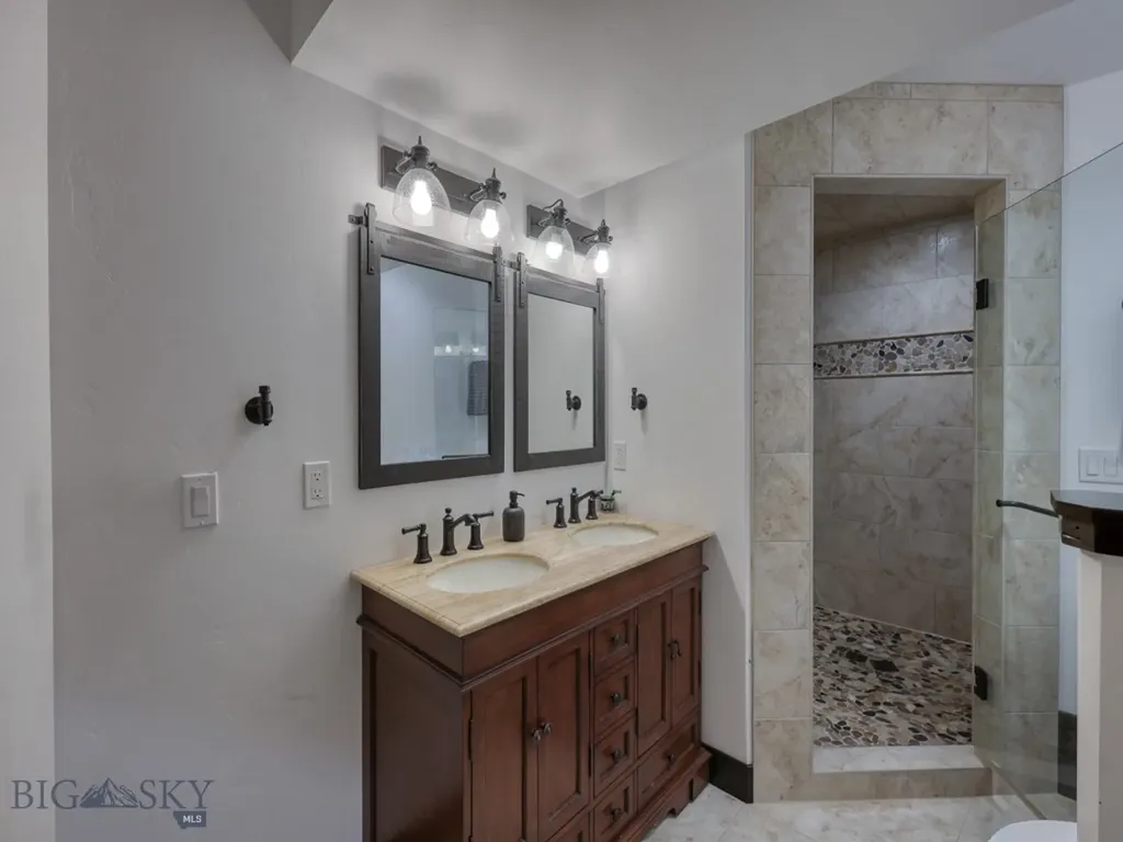 80 Glengarry Road Livingston MT 59047