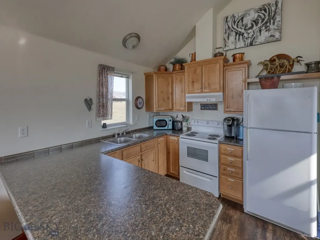 80 Glengarry Road Livingston MT 59047