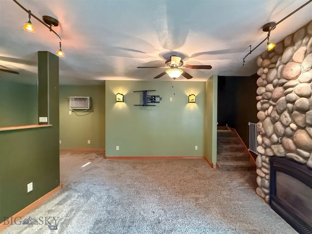 616 2nd Avenue S Fairfield MT 59436