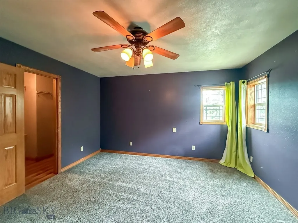 616 2nd Avenue S Fairfield MT 59436