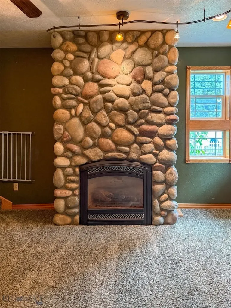 616 2nd Avenue S Fairfield MT 59436