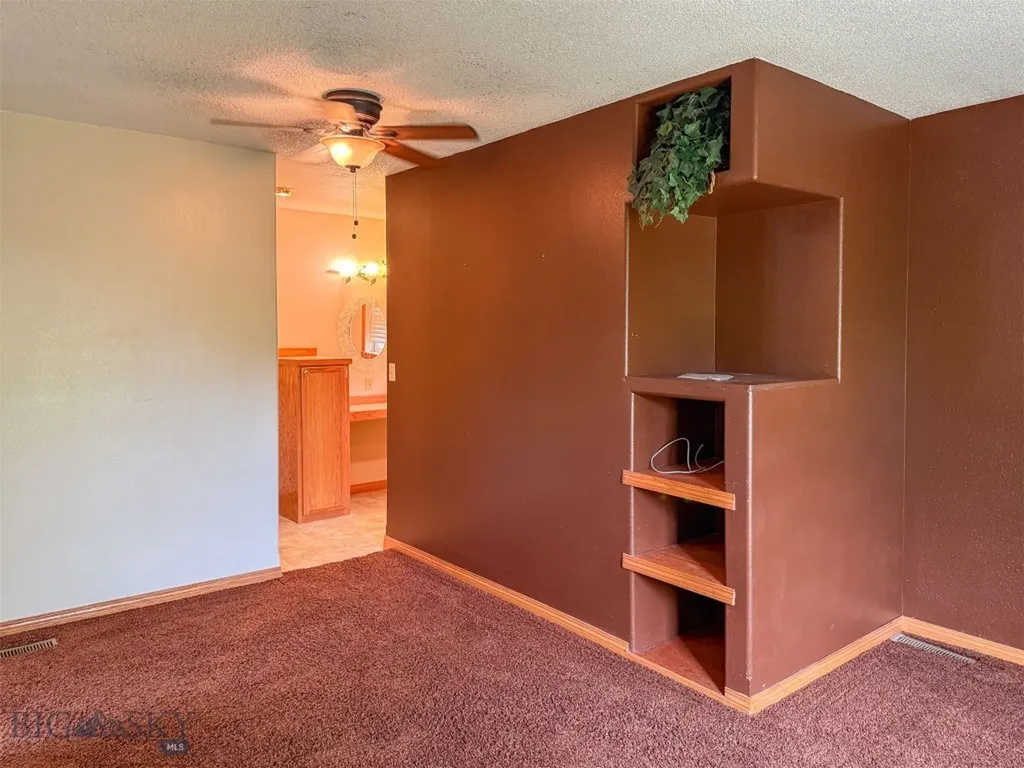 616 2nd Avenue S Fairfield MT 59436