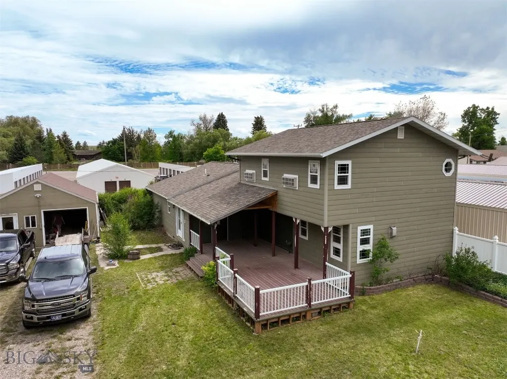 616 2nd Avenue S Fairfield MT 59436