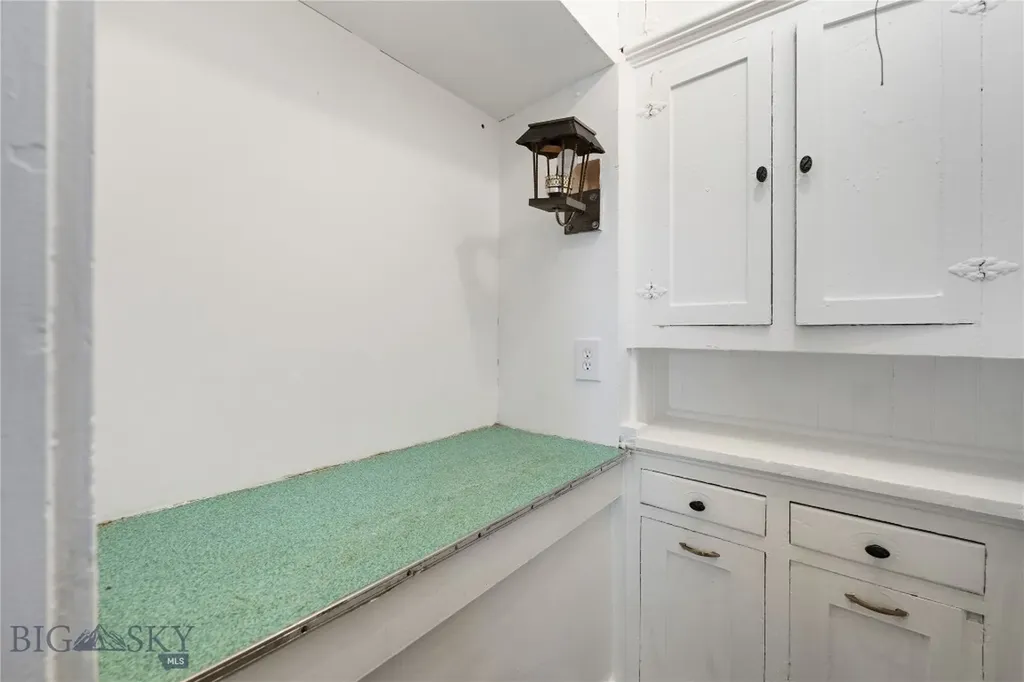 1705 Wall Butte MT 59701