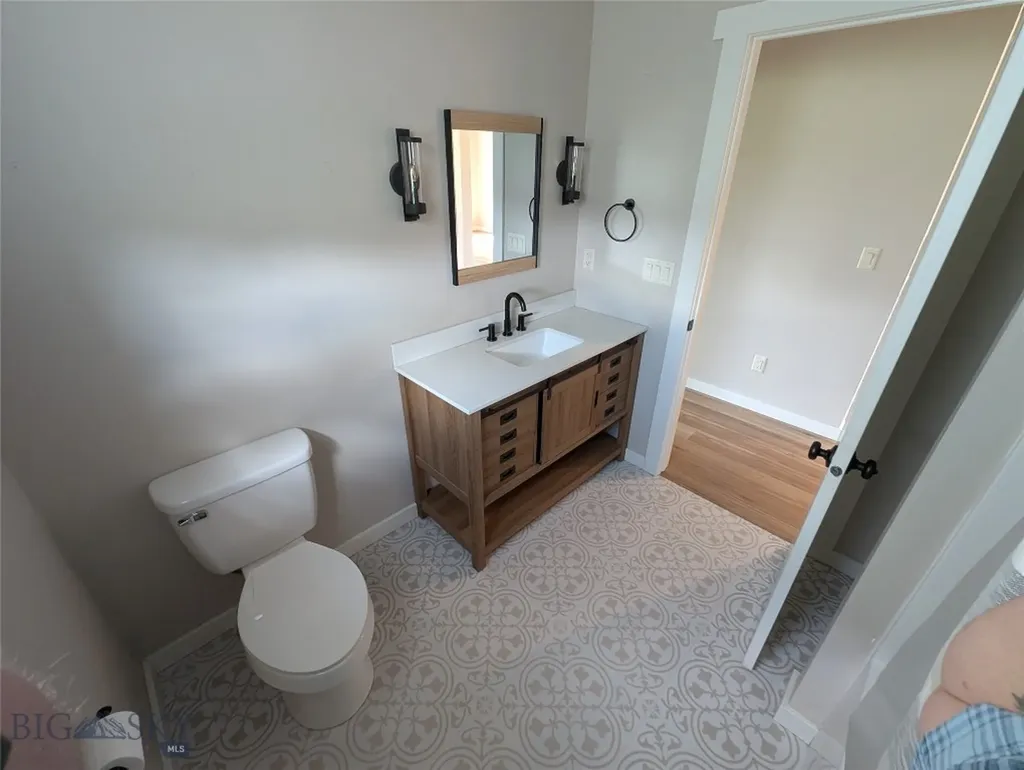 25 Meadowlark Red Lodge MT 59068