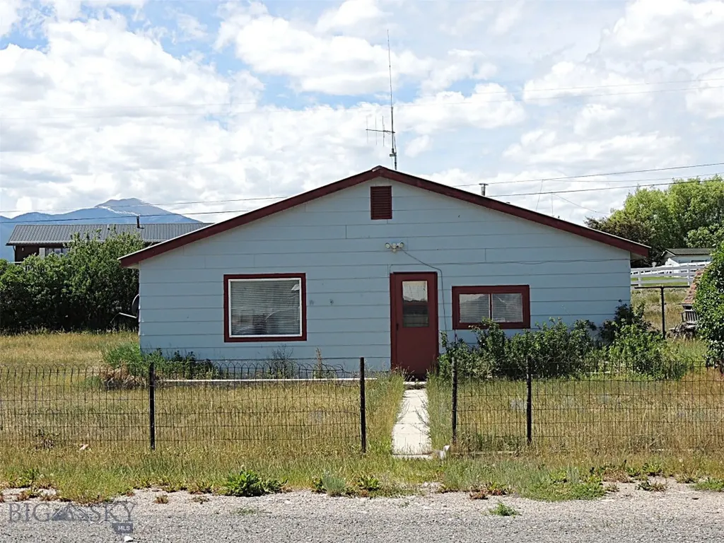 1118 Arizona Street Deer Lodge MT 59722