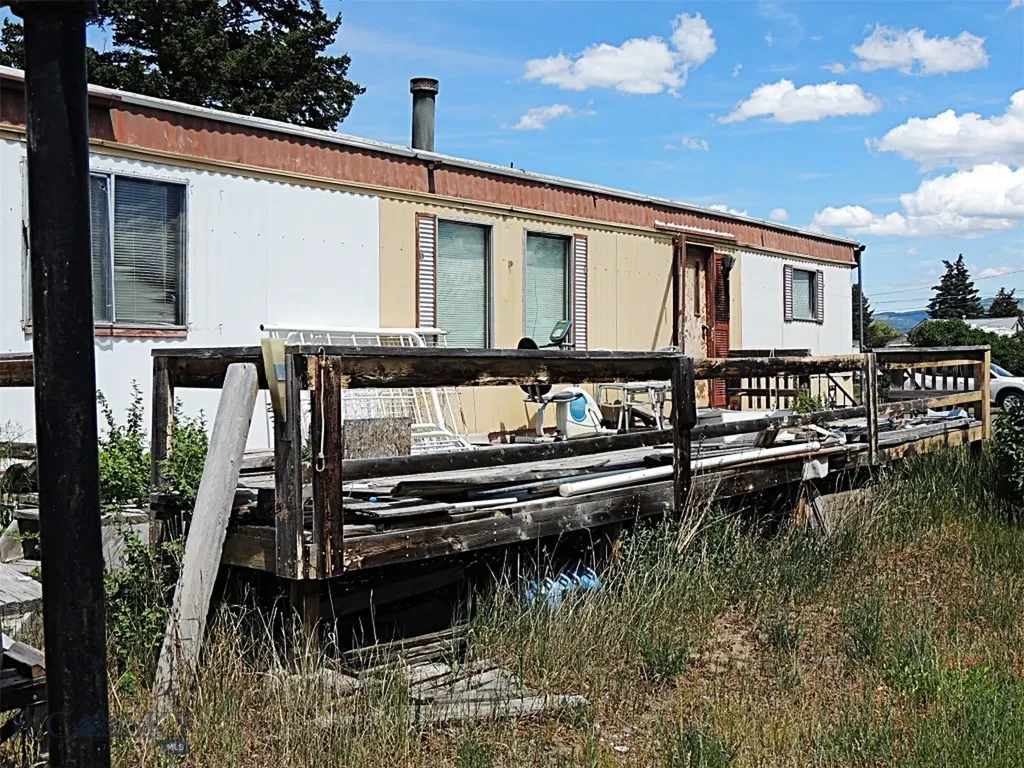 1118 Arizona Street Deer Lodge MT 59722