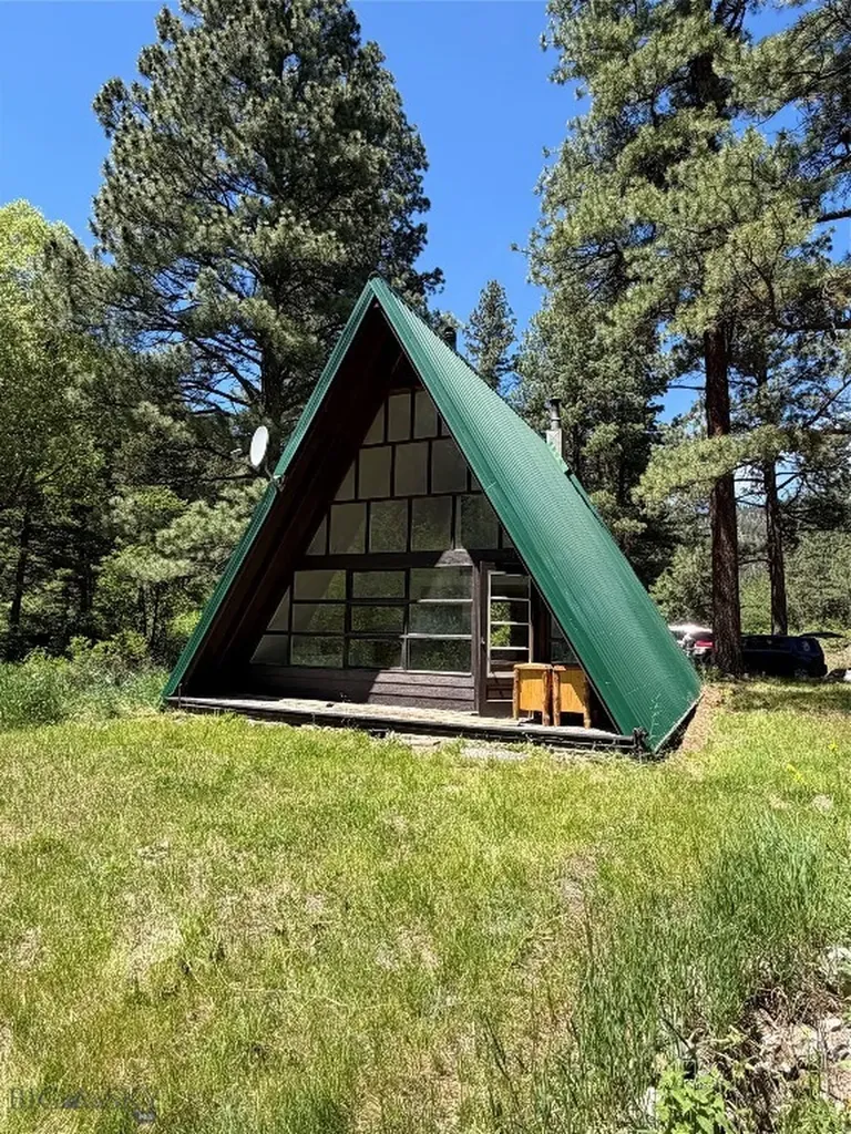 2623 Little Wolf Creek Road Wolf Creek MT 59648