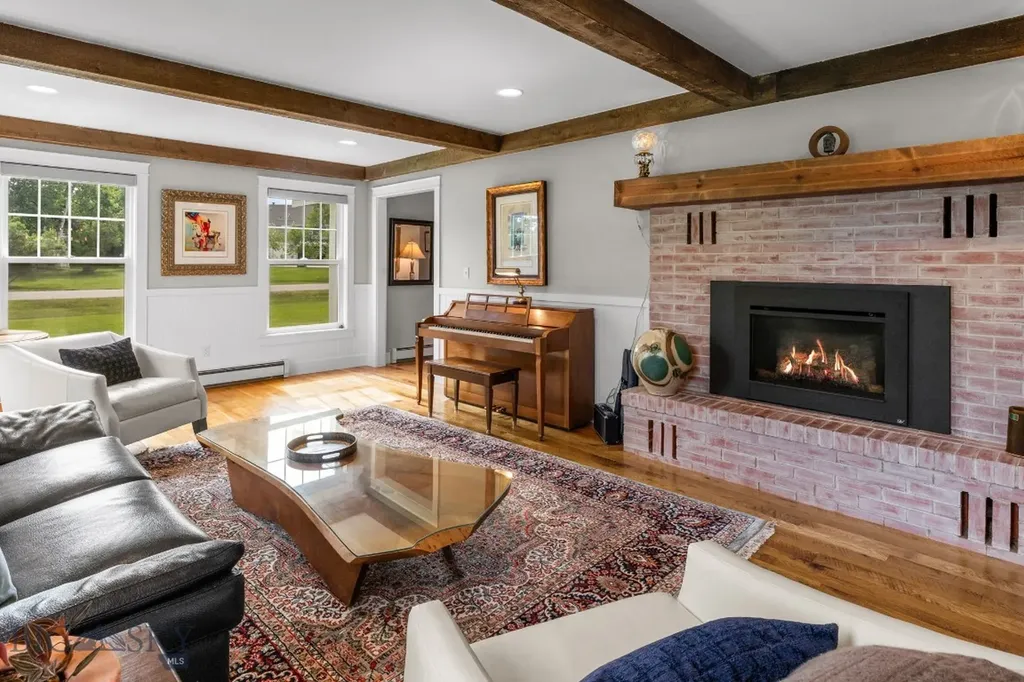21 Hitching Post Road Bozeman MT 59715