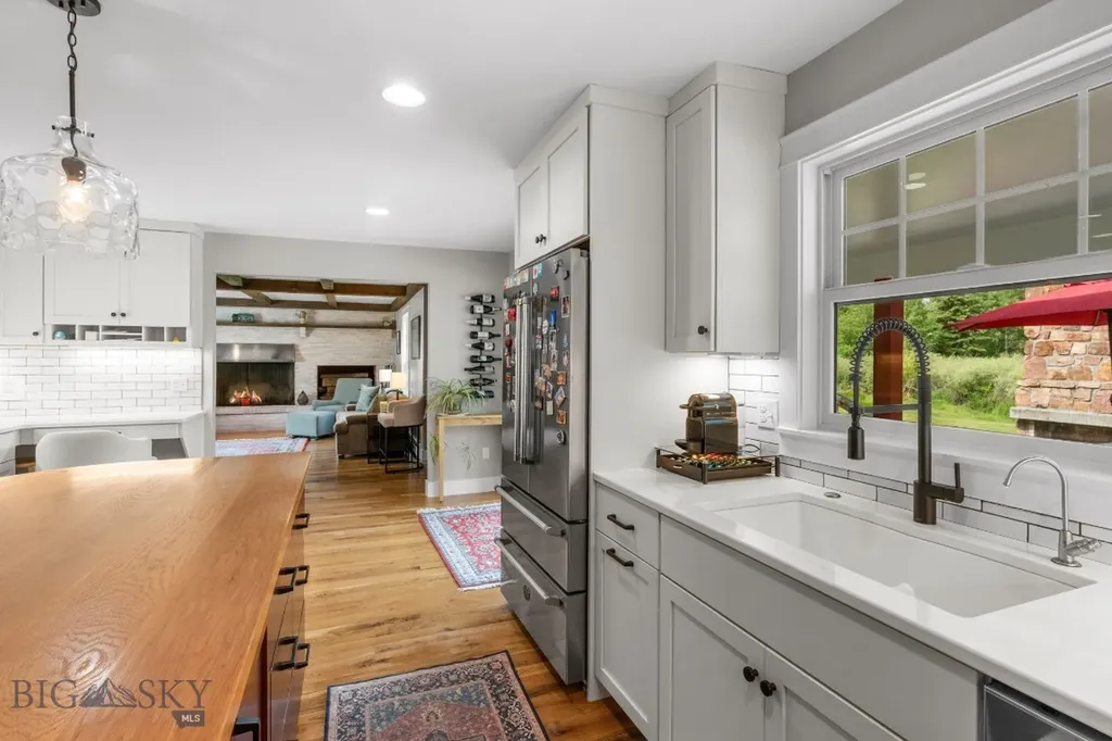 21 Hitching Post Road Bozeman MT 59715