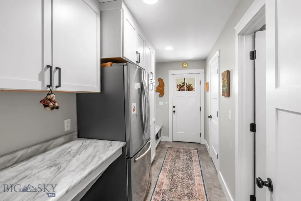 21 Hitching Post Road Bozeman MT 59715