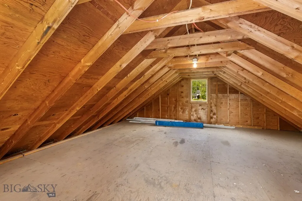 21 Hitching Post Road Bozeman MT 59715