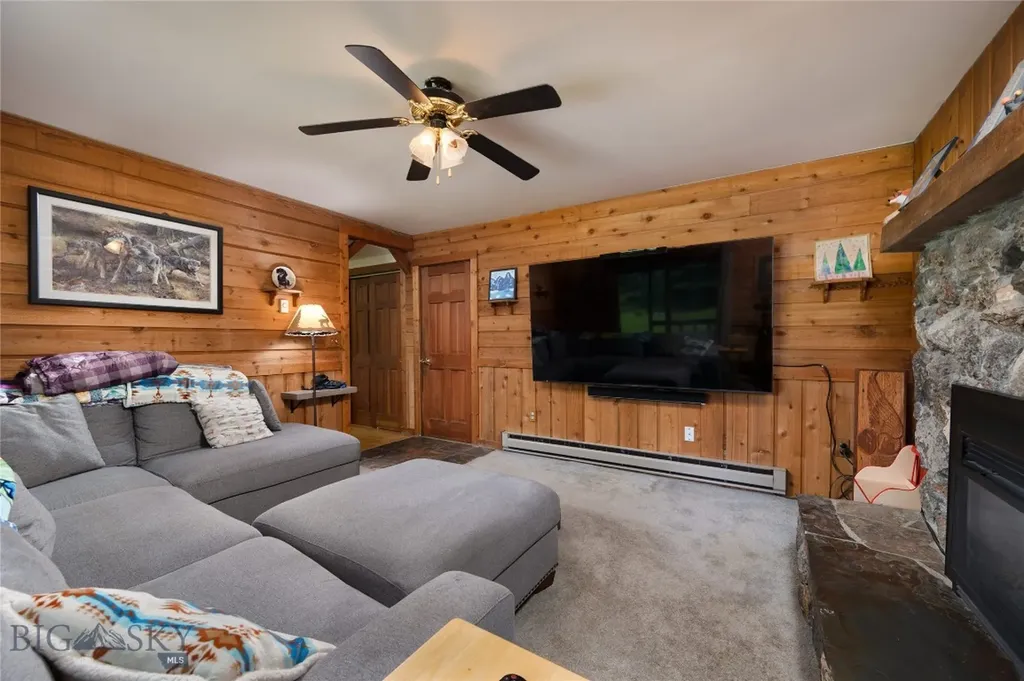 4913 Itana Circle Bozeman MT 59715