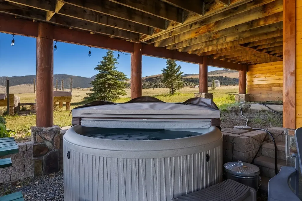 60 Antler Trail Ennis MT 59729