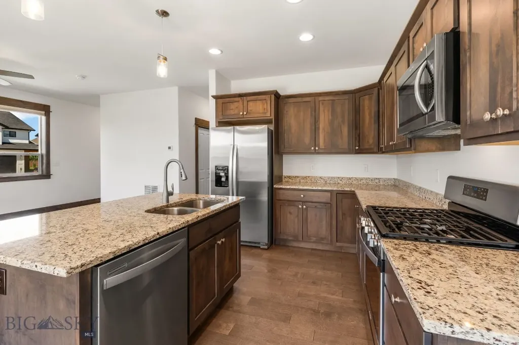 1311 Bunson Lane Belgrade MT 59714