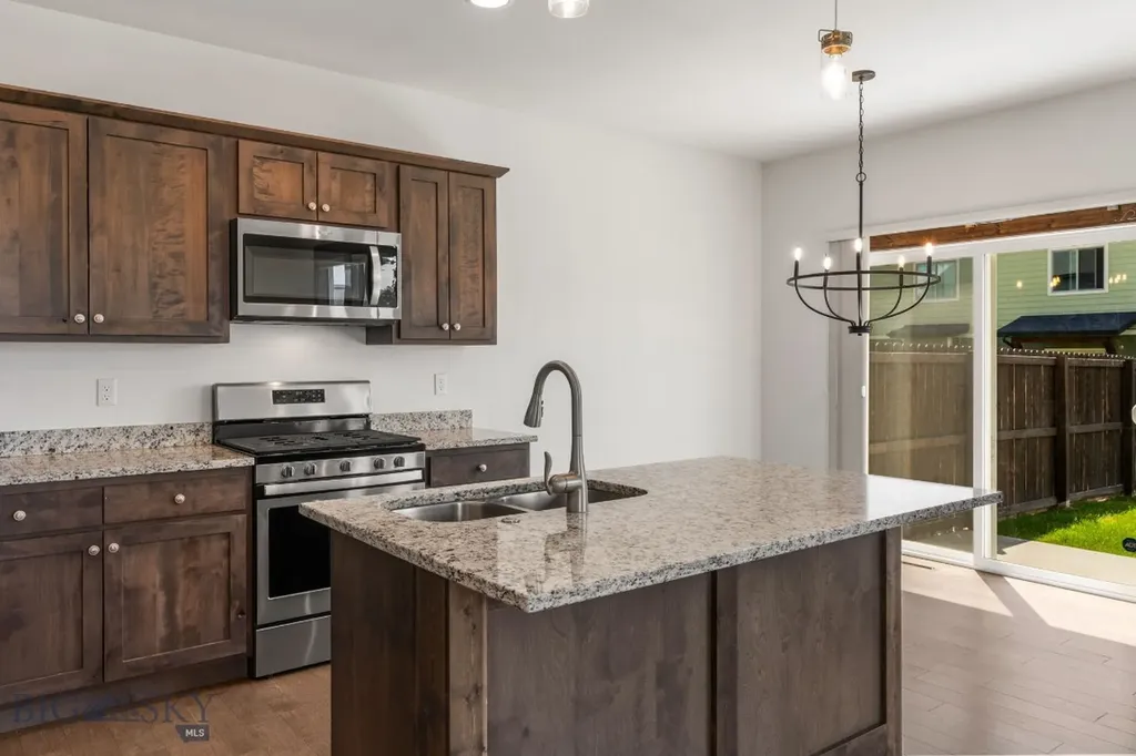 1311 Bunson Lane Belgrade MT 59714