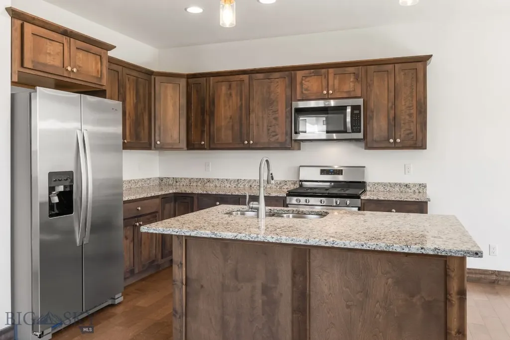 1311 Bunson Lane Belgrade MT 59714