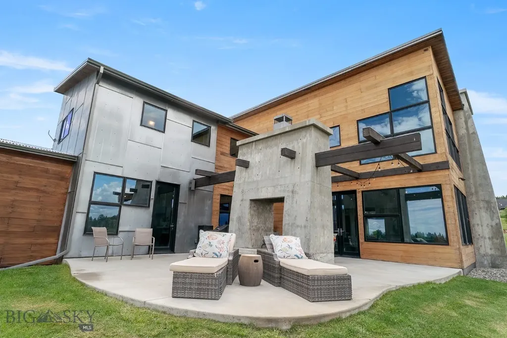 2 Finn Mountain Road Montana City MT 59634