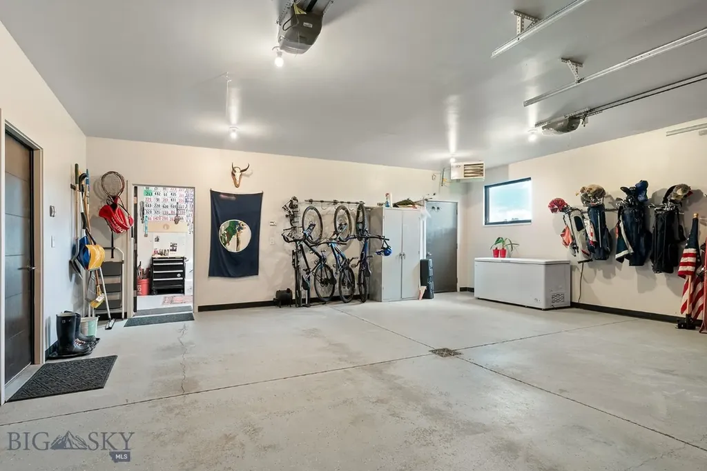 2 Finn Mountain Road Montana City MT 59634