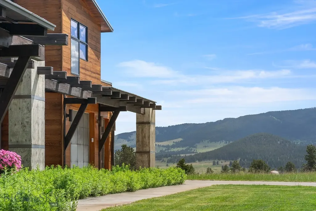 2 Finn Mountain Road Montana City MT 59634