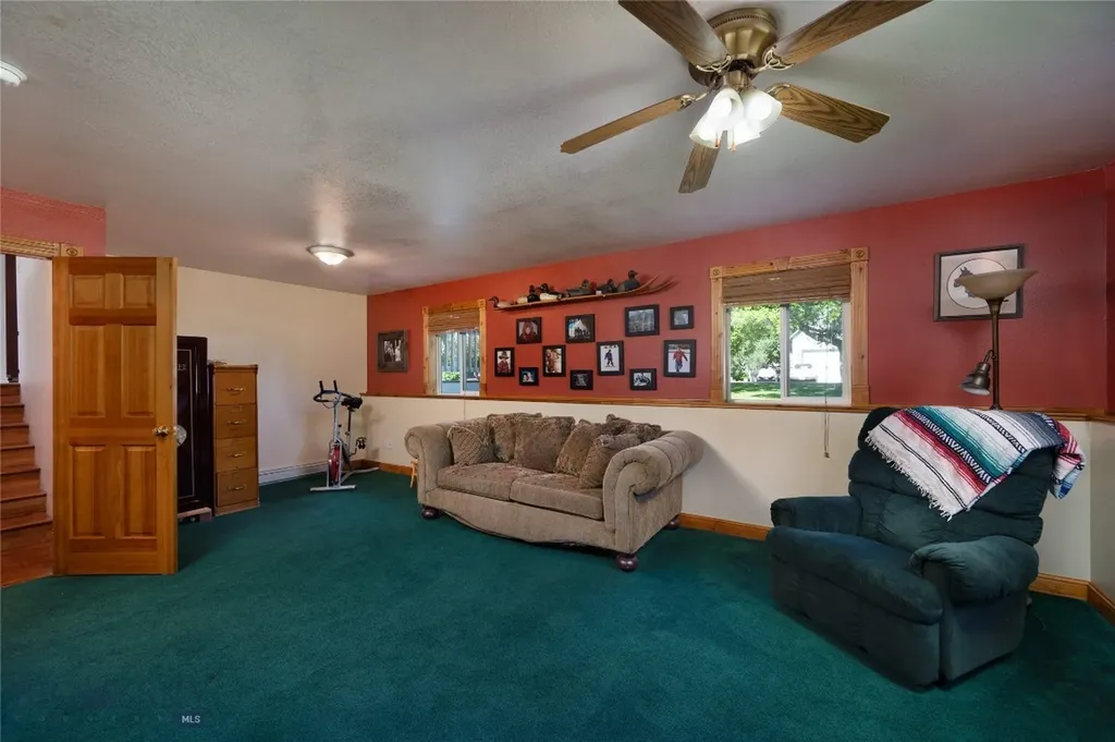 113 Hemlock Street Manhattan MT 59741
