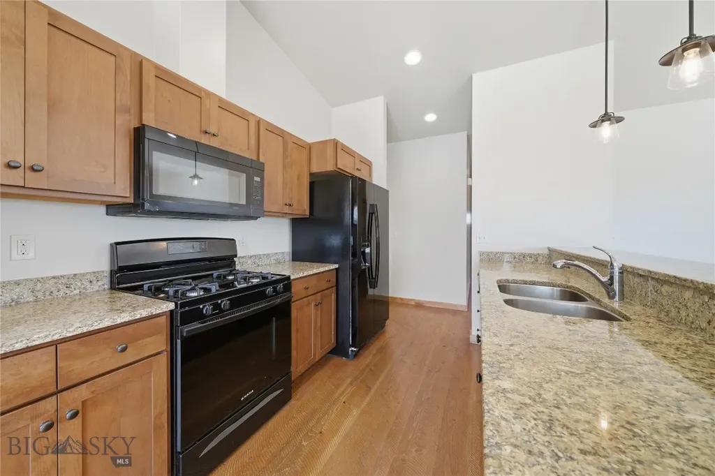 125 Naomi Rose Lane Bozeman MT 59718
