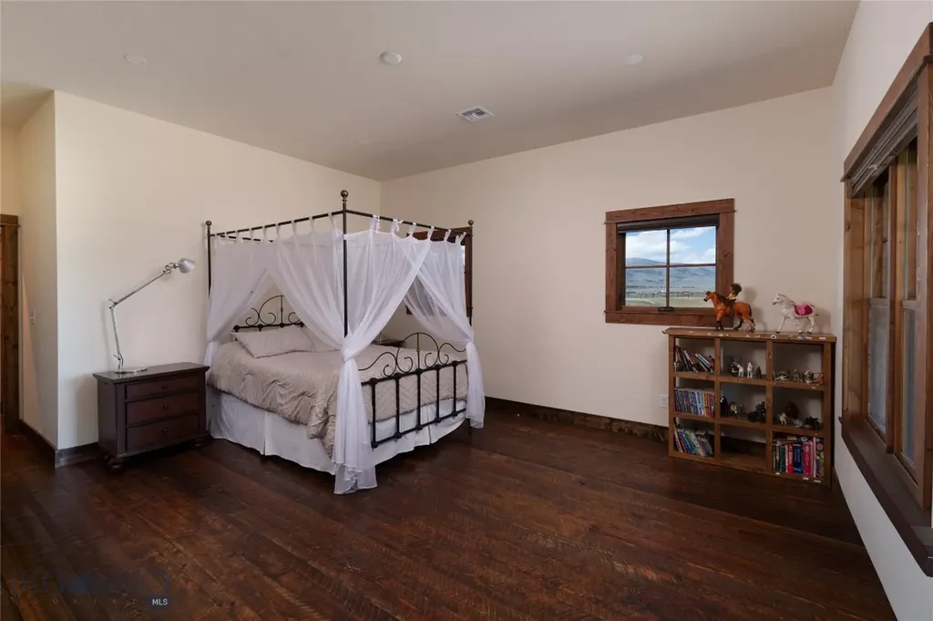106 Morgan Trail Livingston MT 59047