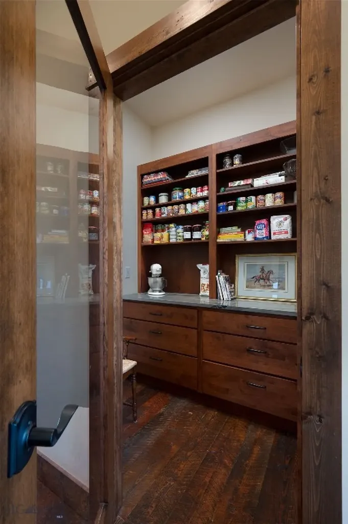 106 Morgan Trail Livingston MT 59047