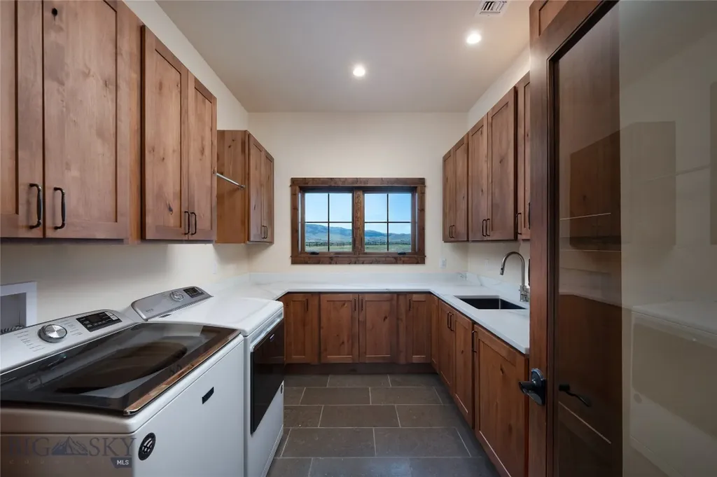 106 Morgan Trail Livingston MT 59047
