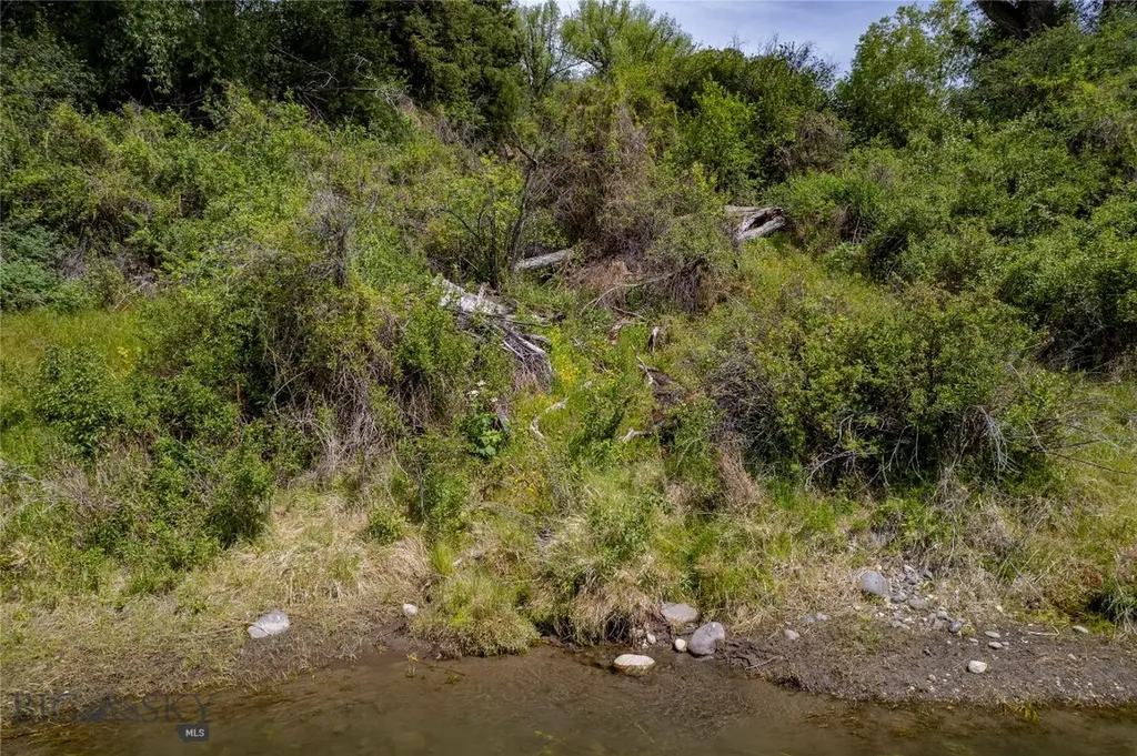 1005 East River Road Emigrant MT 59027