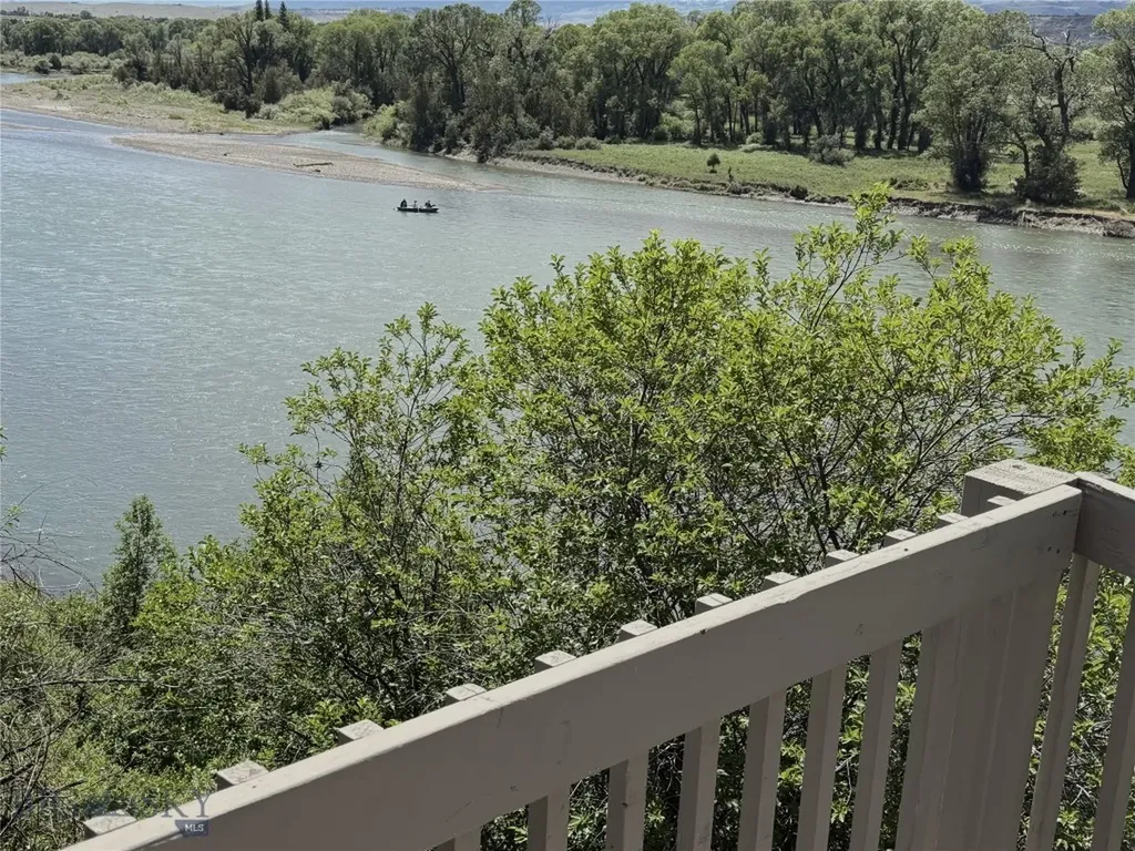 1005 East River Road Emigrant MT 59027