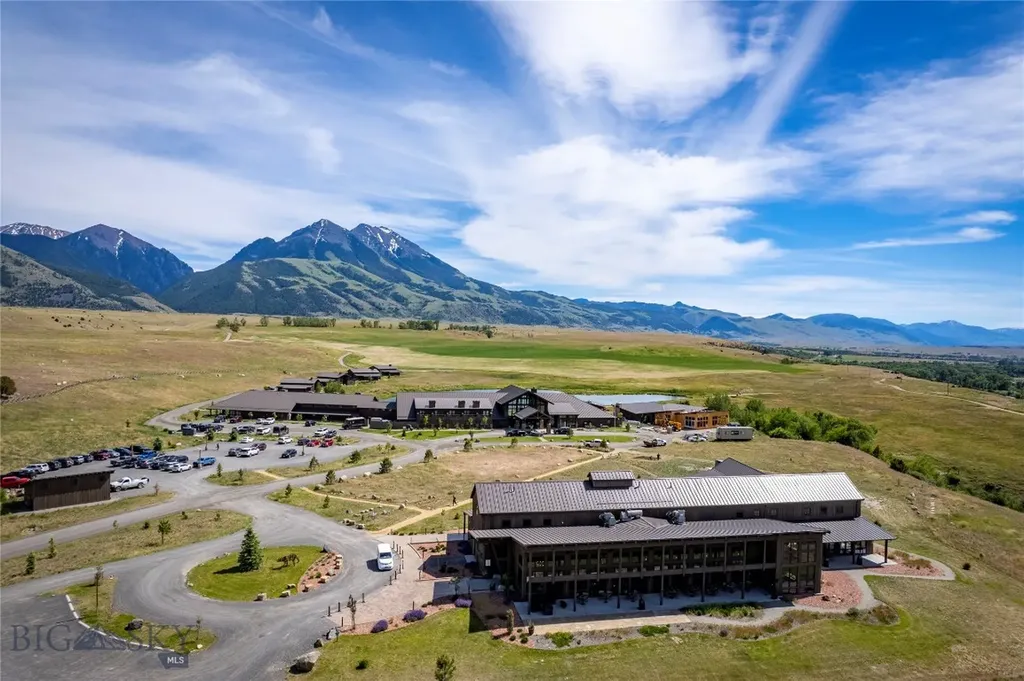 1005 East River Road Emigrant MT 59027