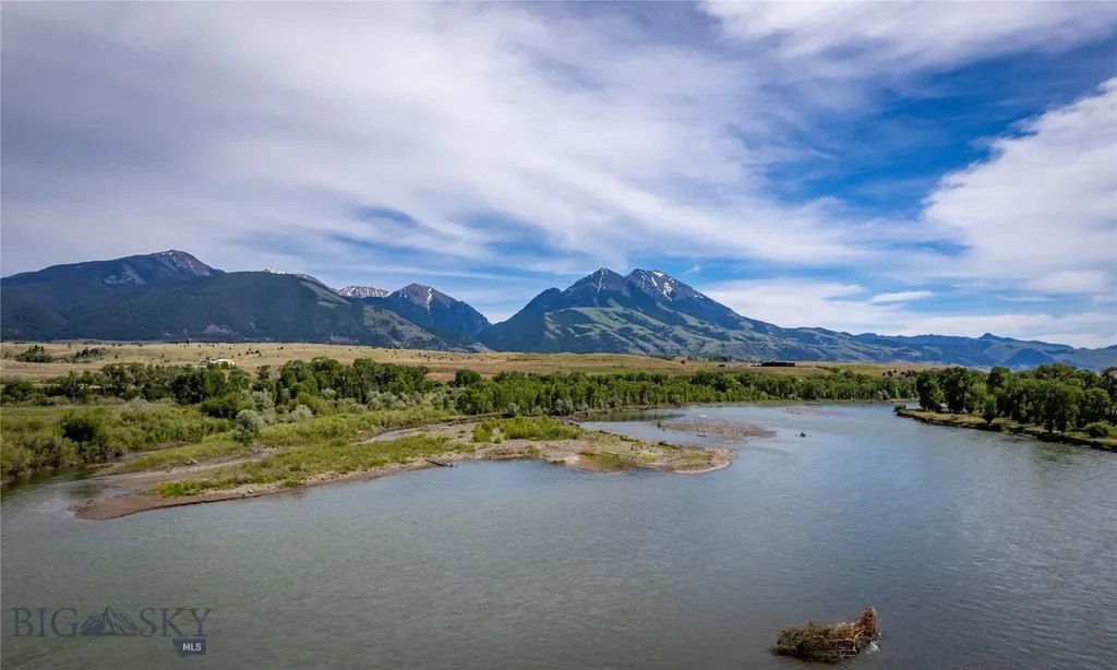 1005 East River Road Emigrant MT 59027