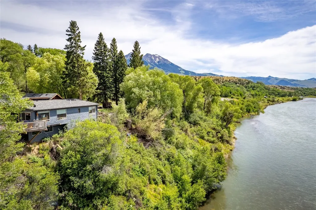 1005 East River Road Emigrant MT 59027
