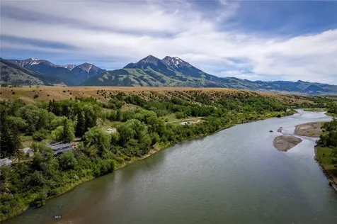1005 East River Road Emigrant MT 59027