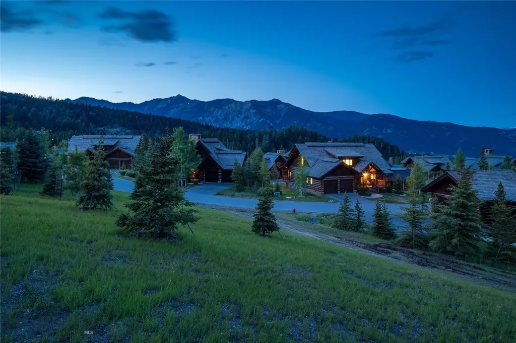 77 Tanager Fork Big Sky MT 59716