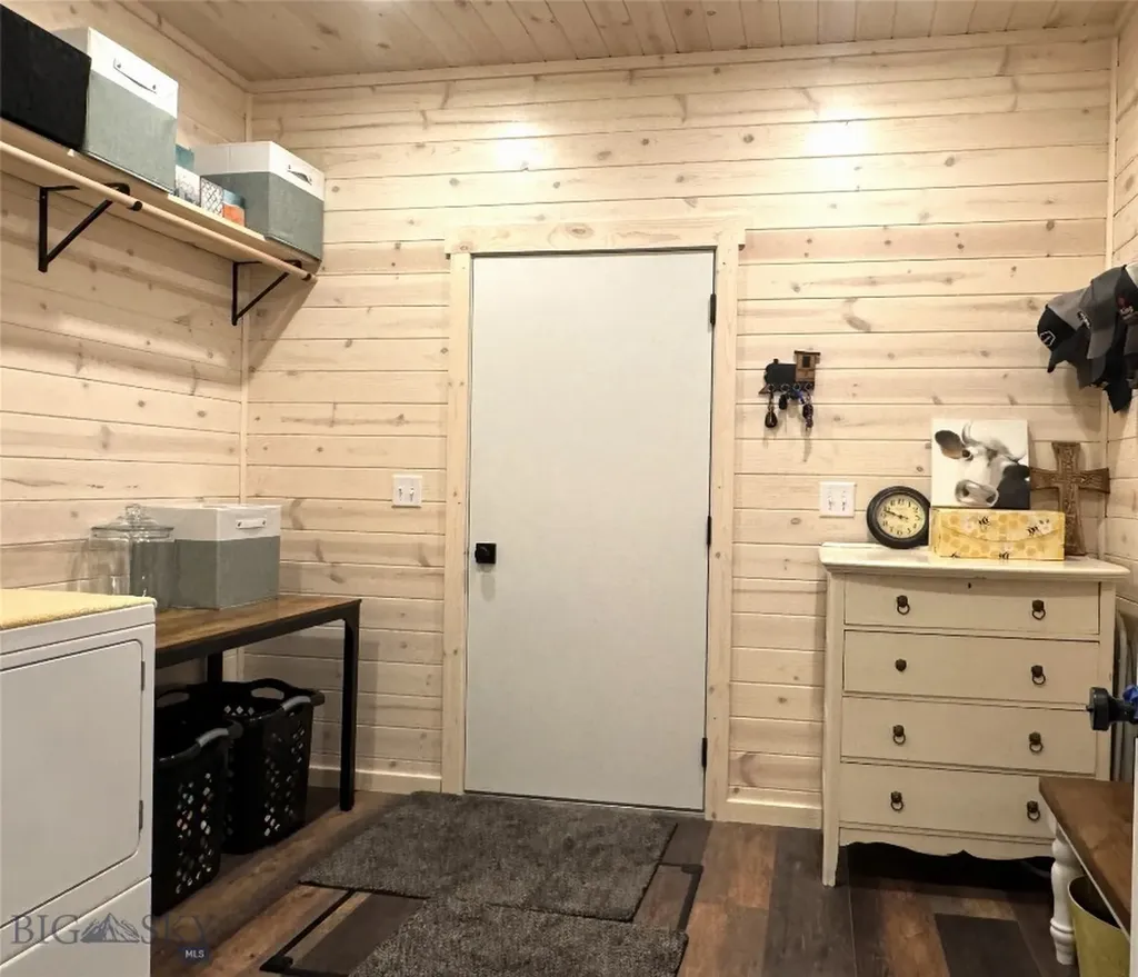 551 Tami Drive E Superior MT 59872