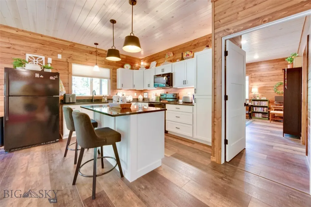 551 Tami Drive E Superior MT 59872