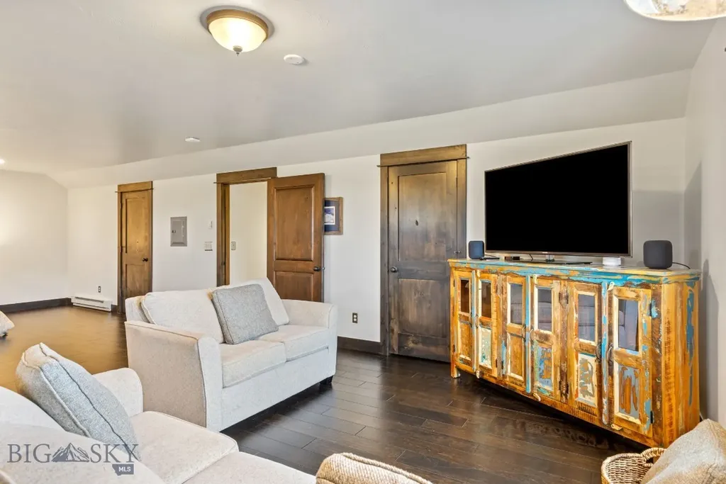 7055 Nash Road Bozeman MT 59715