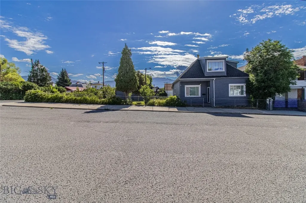 812 S Dakota Street Butte MT 59701