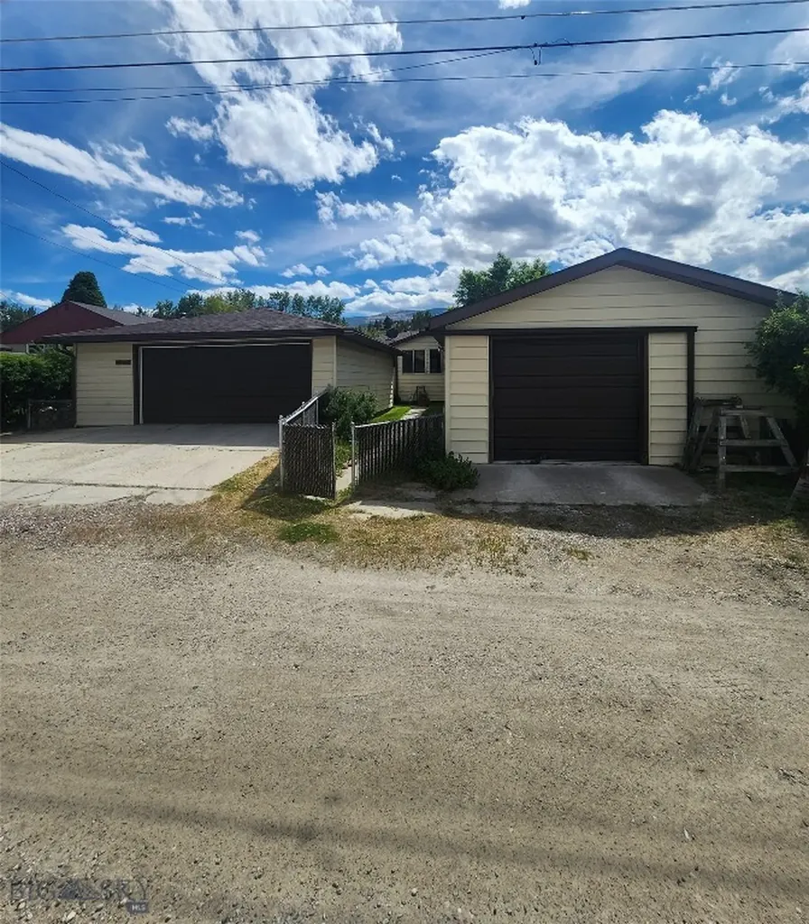 2108 Garfield Anaconda MT 59711