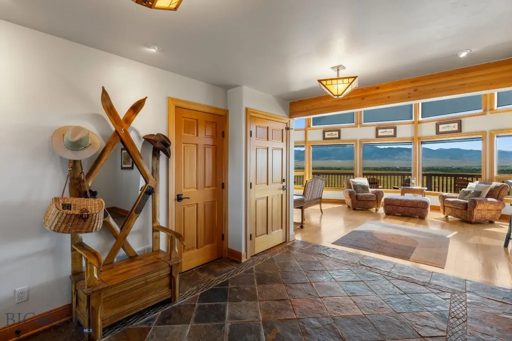 77 Valley View Drive Twin Bridges MT 59754