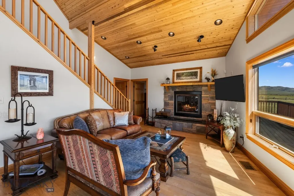 77 Valley View Drive Twin Bridges MT 59754