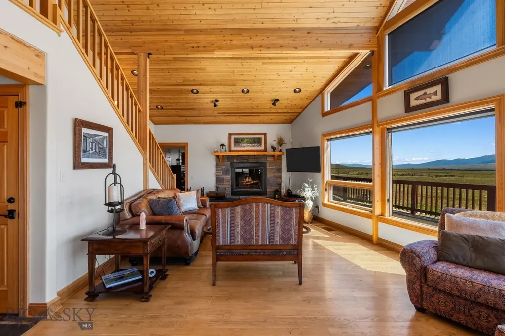 77 Valley View Drive Twin Bridges MT 59754